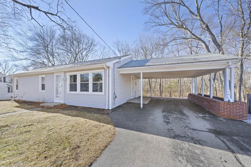 90 Pleasant St - Photo 1