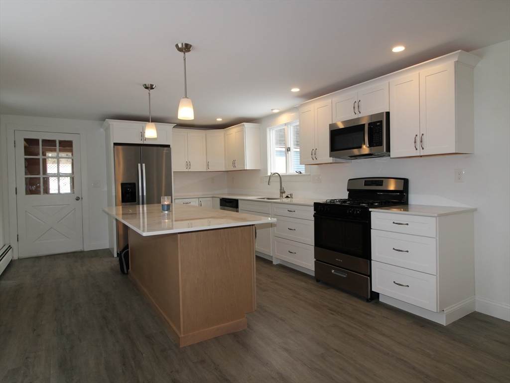 1459 Grafton Rd - Photo 1