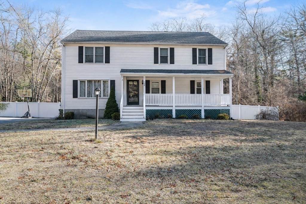 198 Elm St - Photo 1