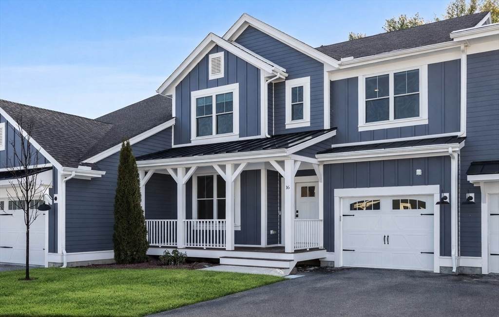 16 Lily Pond Ln - Photo 1