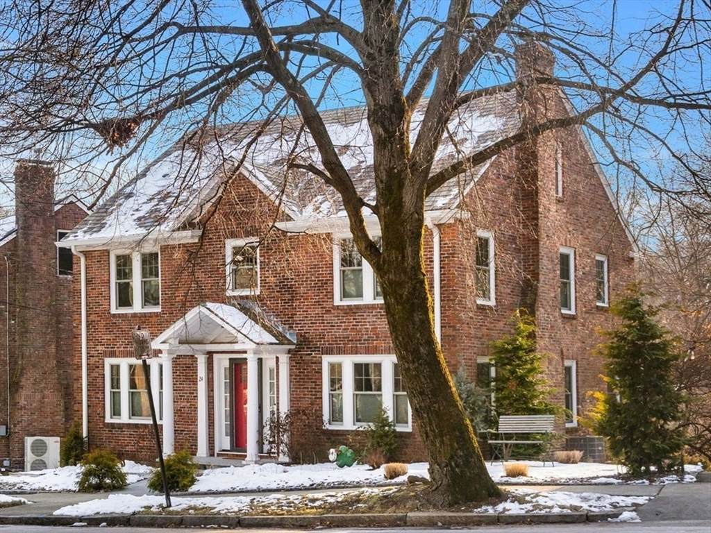 24 Blake Rd - Photo 1