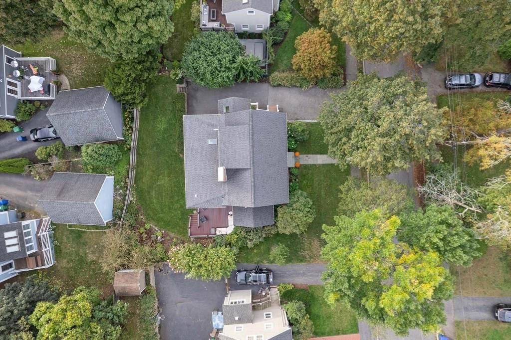 27 Tennyson Rd - Photo 1