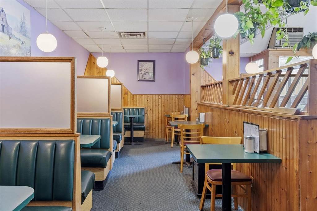 777 Confidential - Photo 1