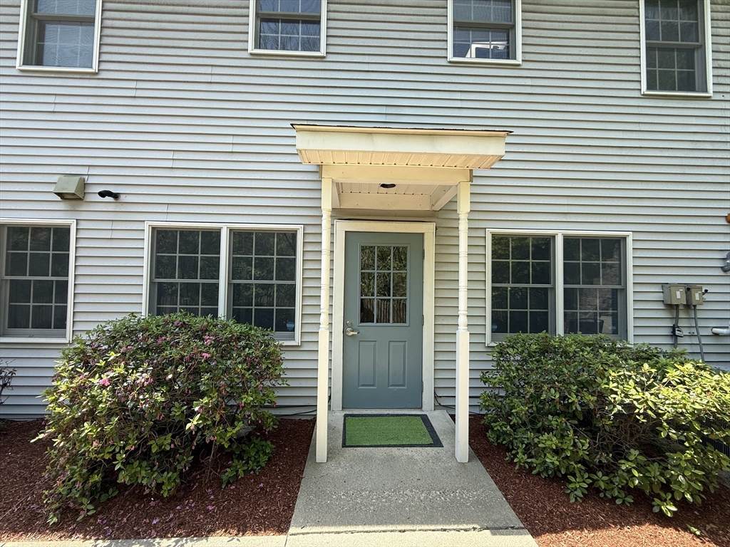 694 Main Street - Photo 1