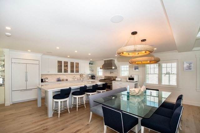 430 Hatherly Rd - Photo 1