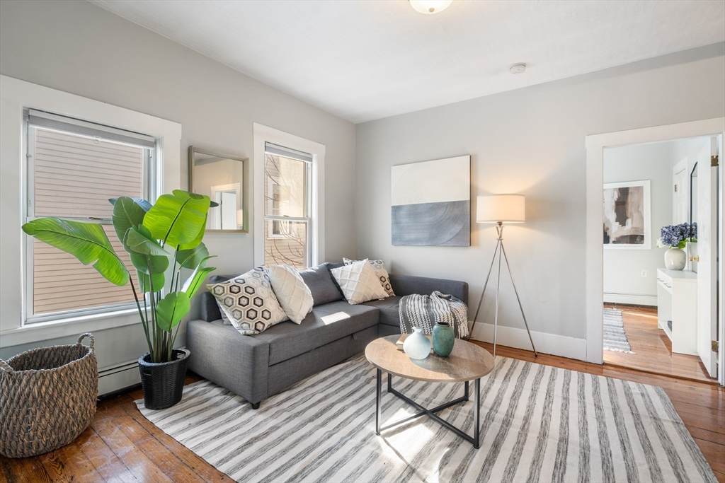 321 Columbia Street - Photo 1