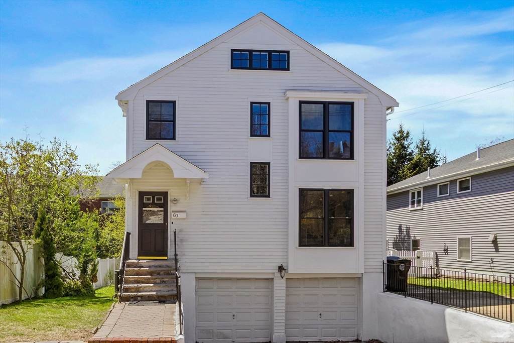 60 Agassiz Avenue - Photo 1