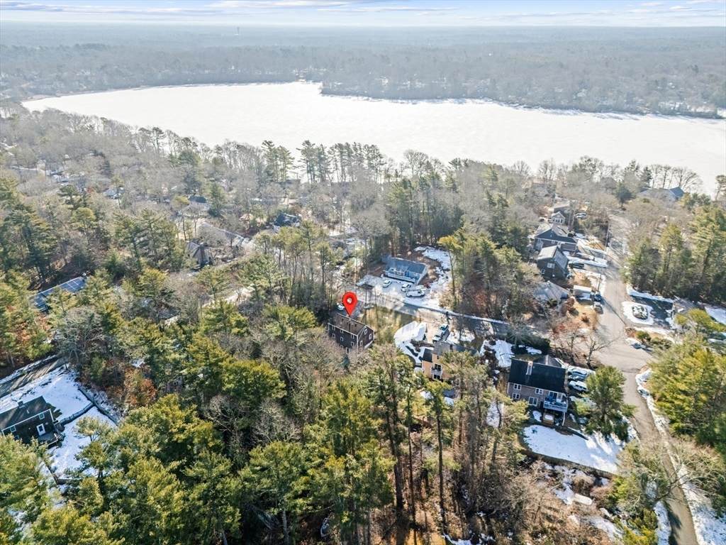 233 Pinecrest Beach Dr - Photo 1