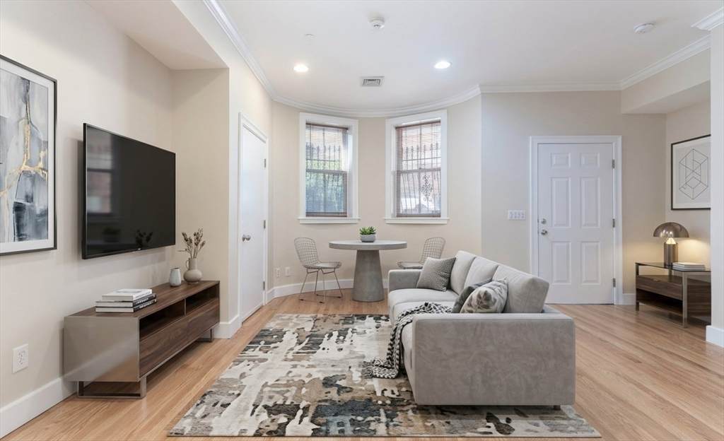 82 E Brookline St - Photo 1