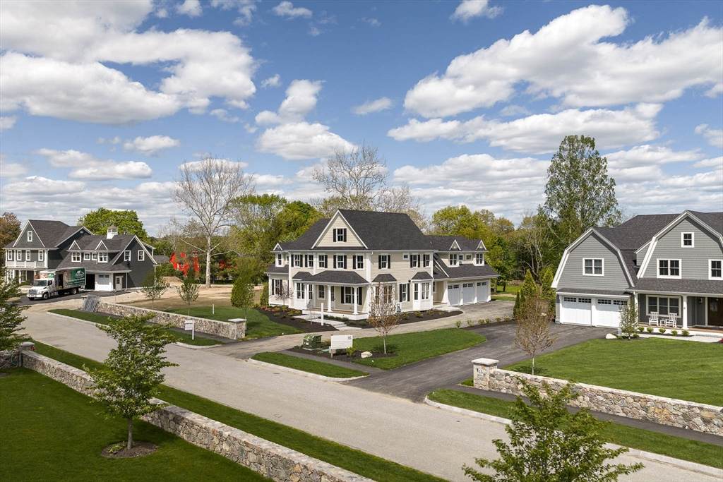 17 Wyndemere Lane - Photo 1