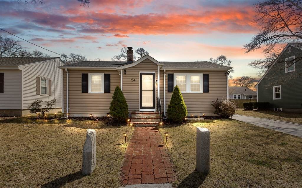 54 Huntington Ave - Photo 1