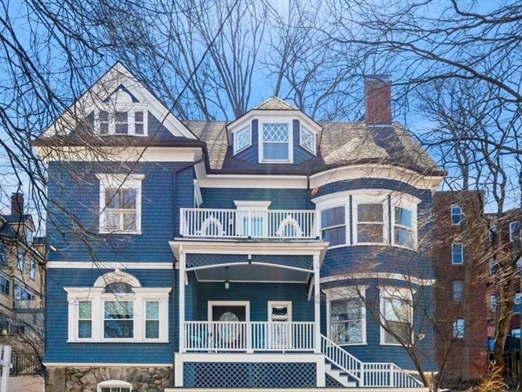 53 University Rd - Photo 1