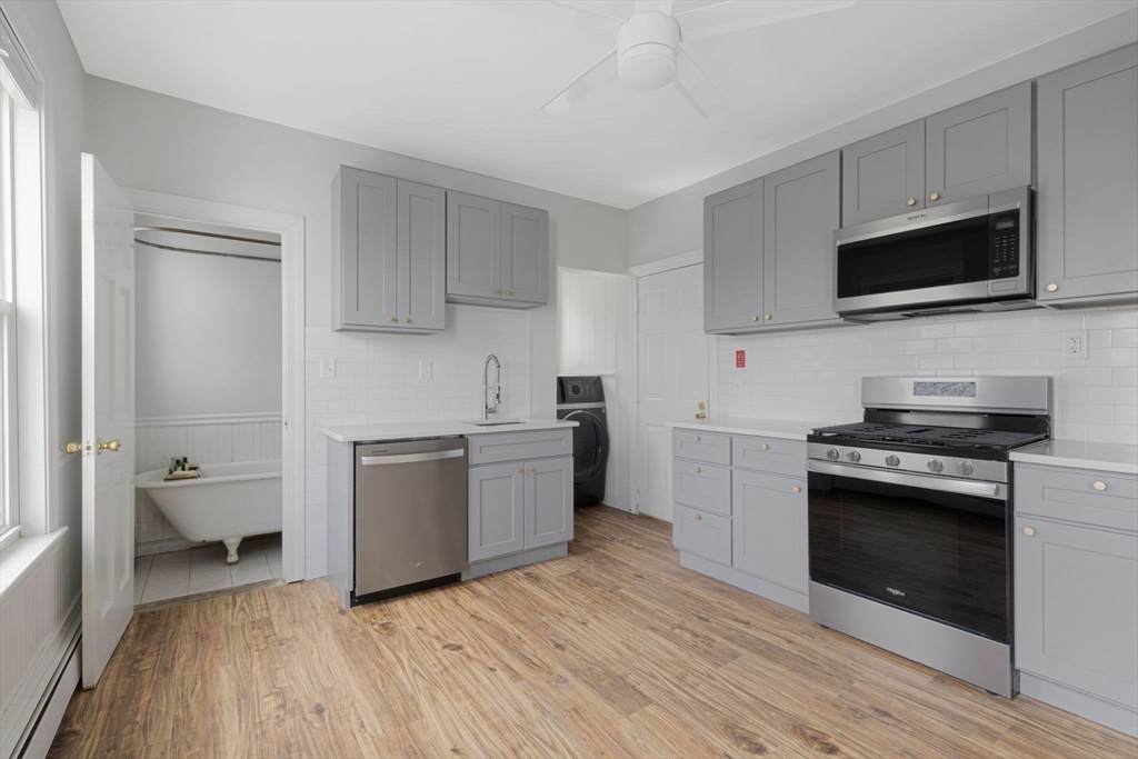 26 Plymouth - Photo 1