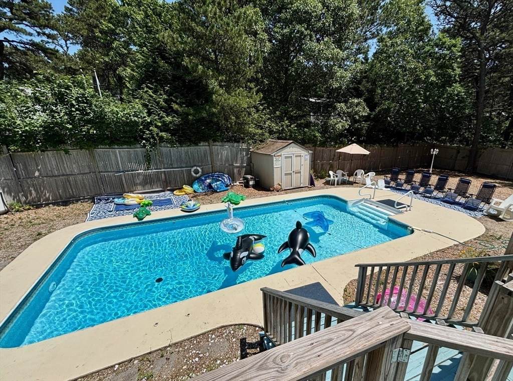 35 Tecumseh Rd. - Photo 1