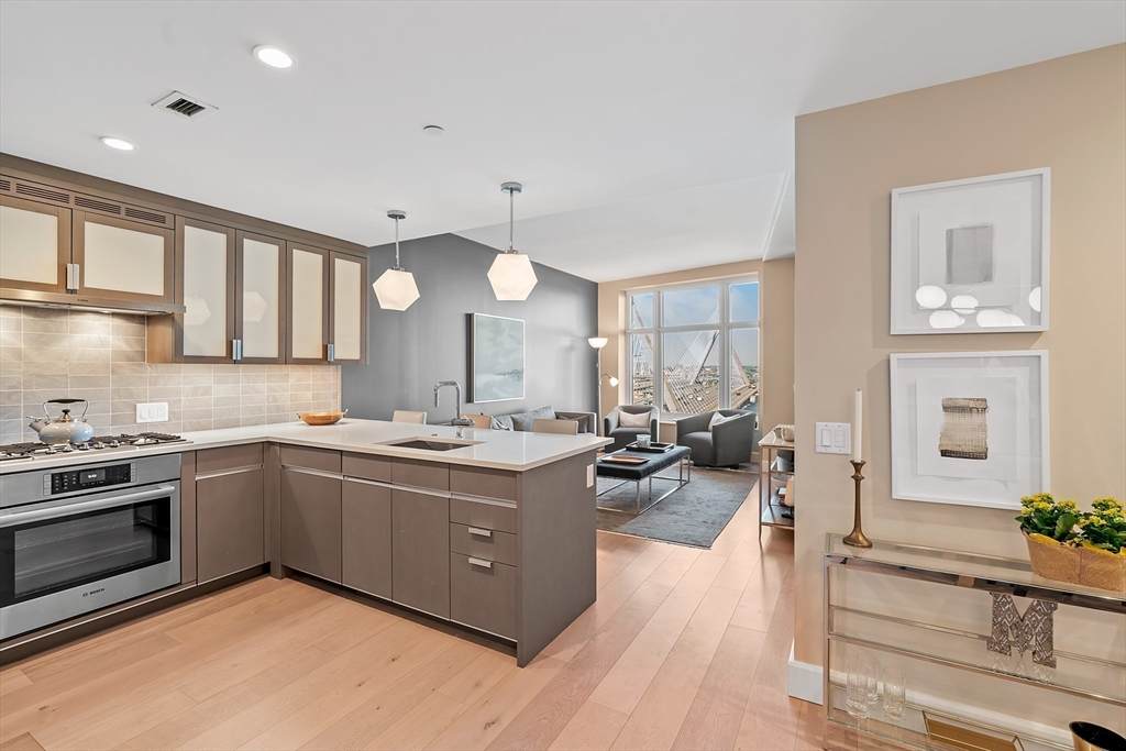 100 Lovejoy Wharf - Photo 1