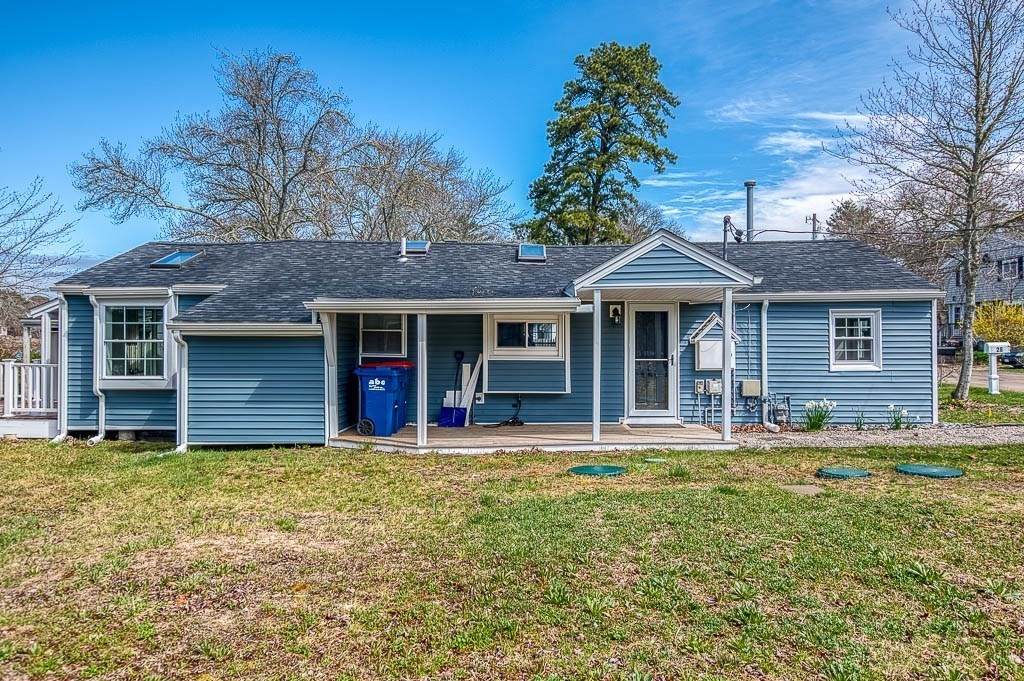 28 Lakeview - Photo 1