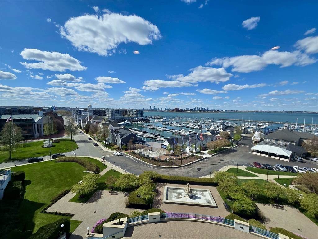 2001 Marina Dr - Photo 1