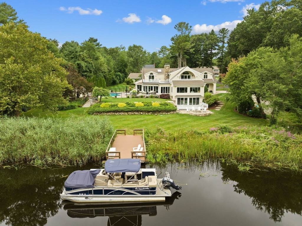 112 River Rd - Photo 1