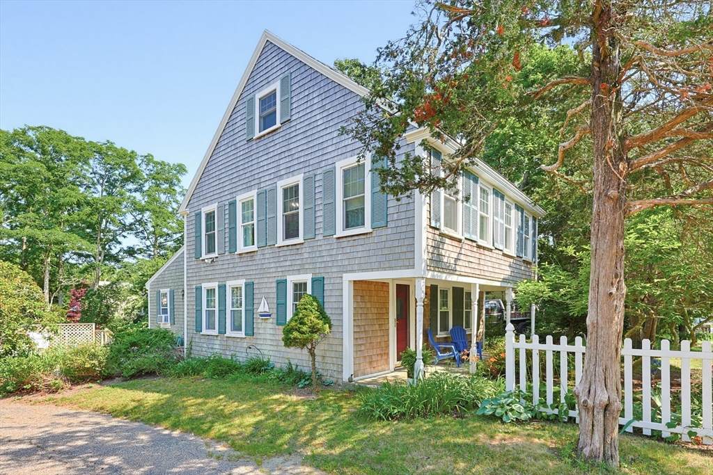 713 Sandwich Rd - Photo 1