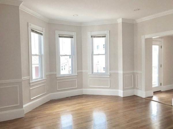 8 White Ave - Photo 1