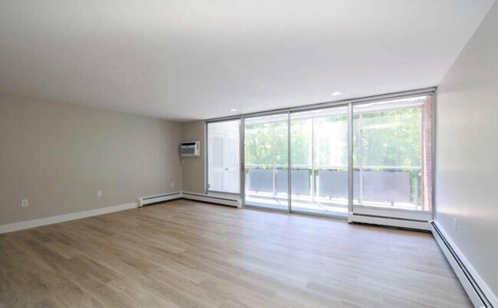 7 Stonehill - Photo 1