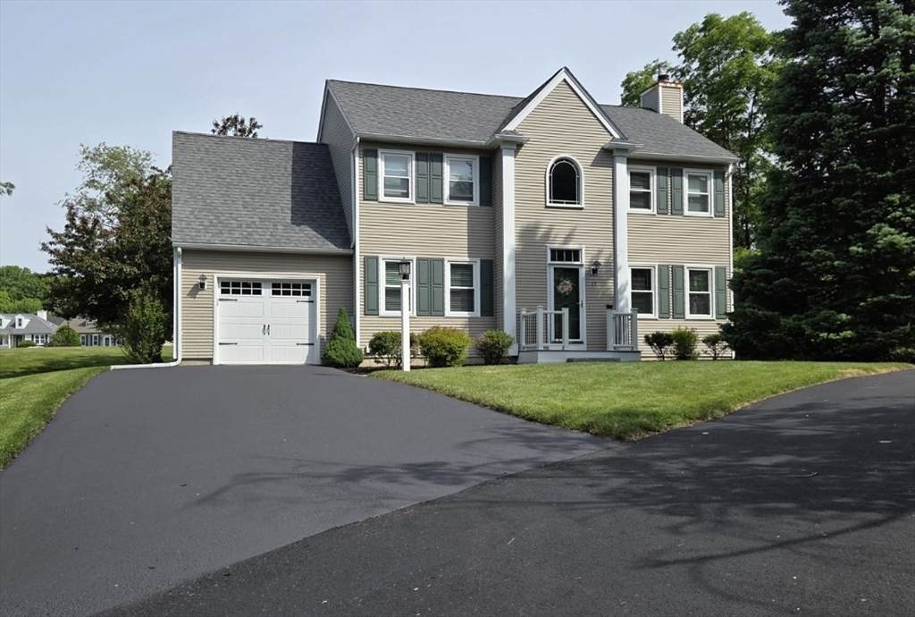 15 Beechwood Dr - Photo 1