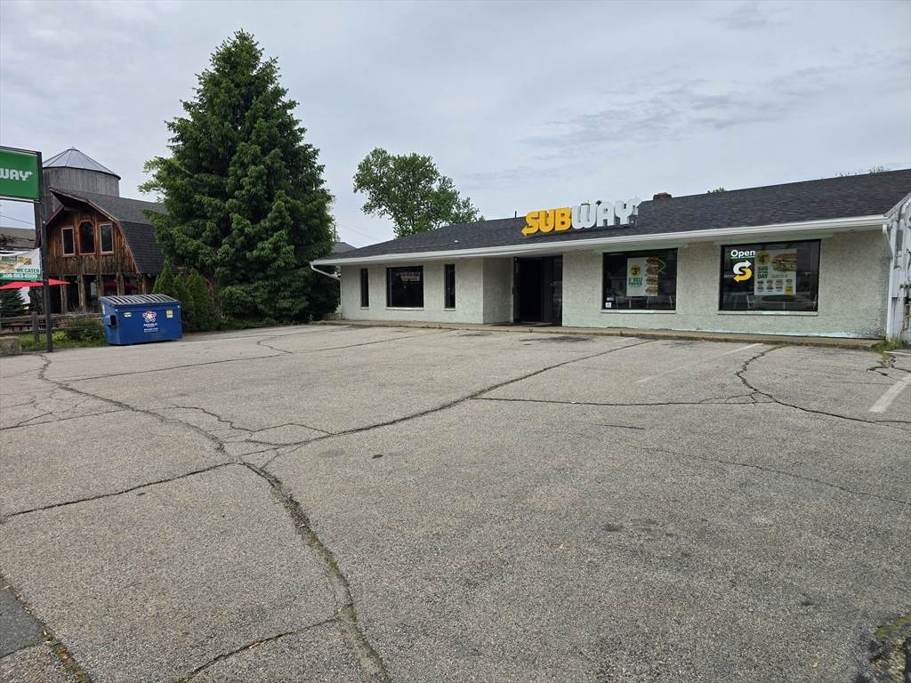 170 Pulaski Blvd - Photo 1