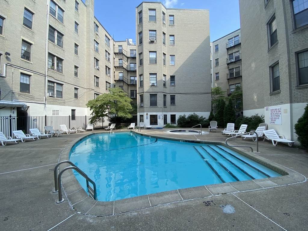 370 Chestnut Hill Ave - Photo 1