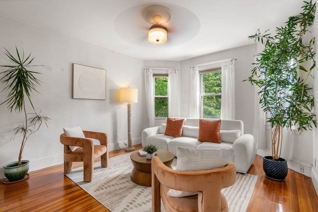 7 Sumner St - Photo 1