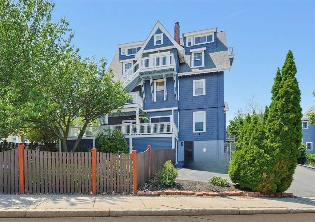 51 Sawyer Avenue - Photo 1