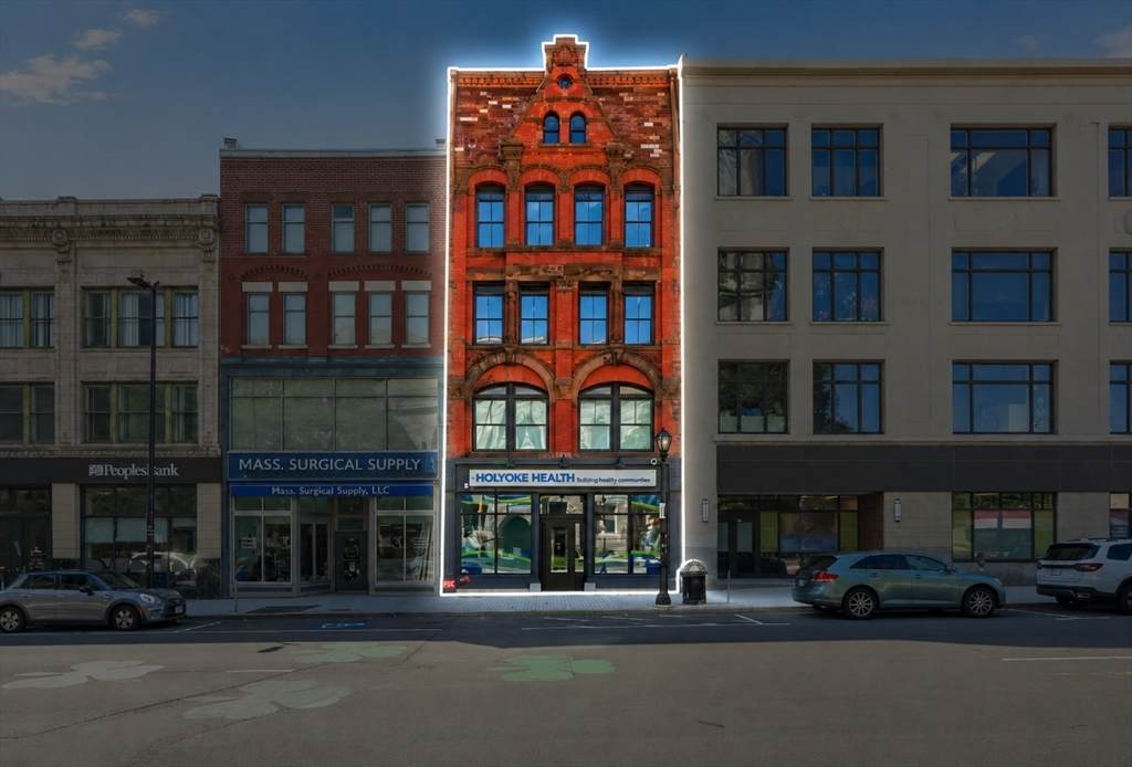 245 High St - Photo 1
