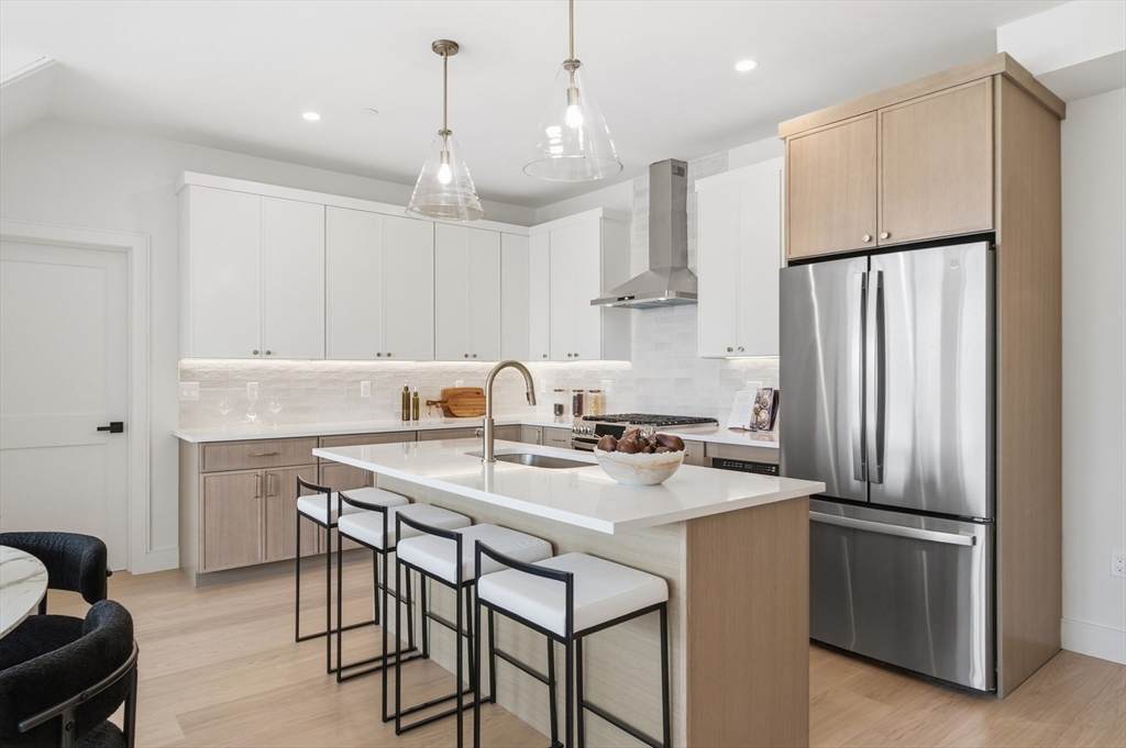 28 Geneva St - Photo 1