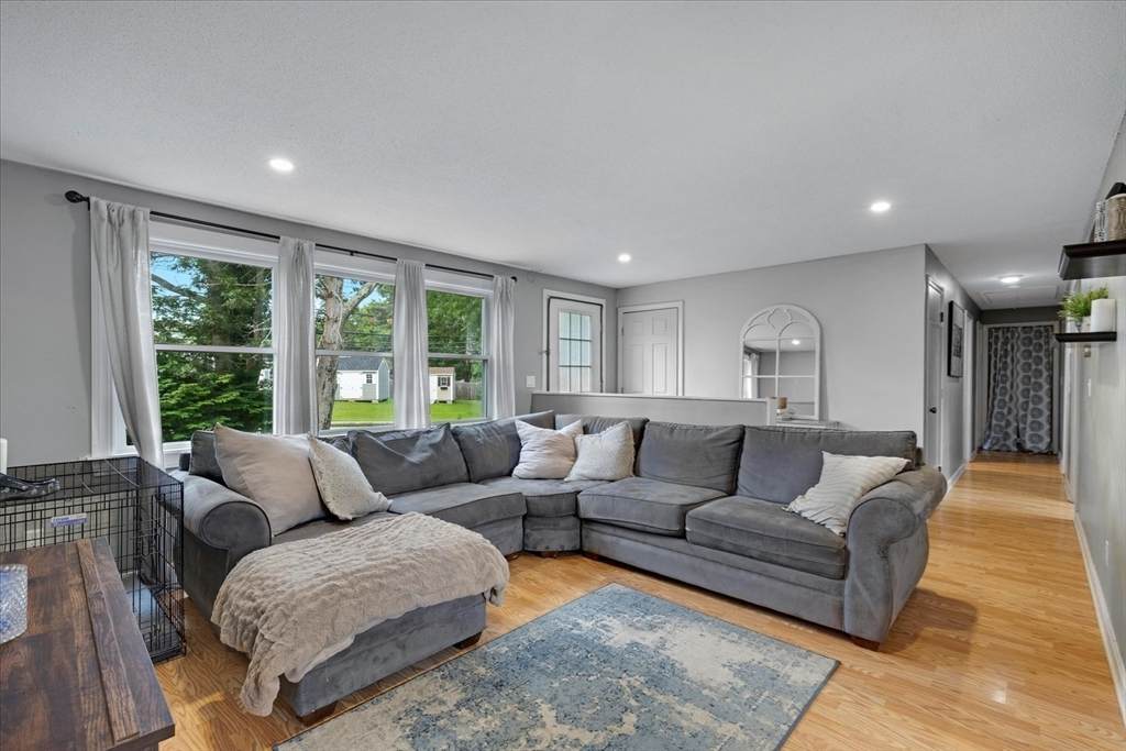 579 E Falmouth Hwy - Photo 1