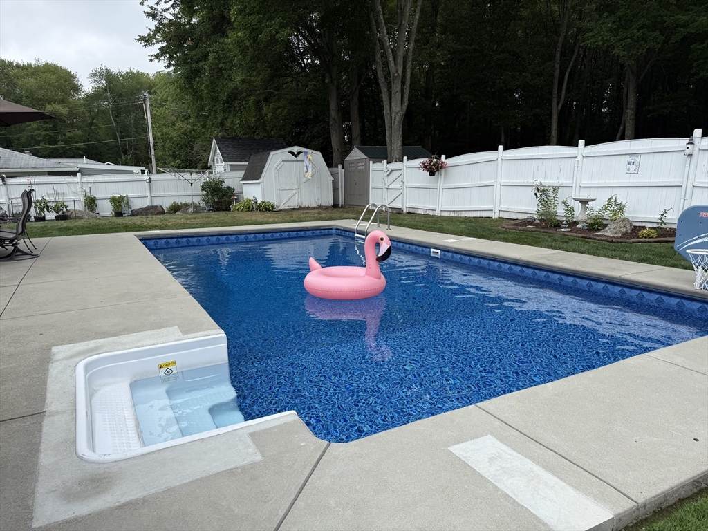 35 Arnold St - Photo 1