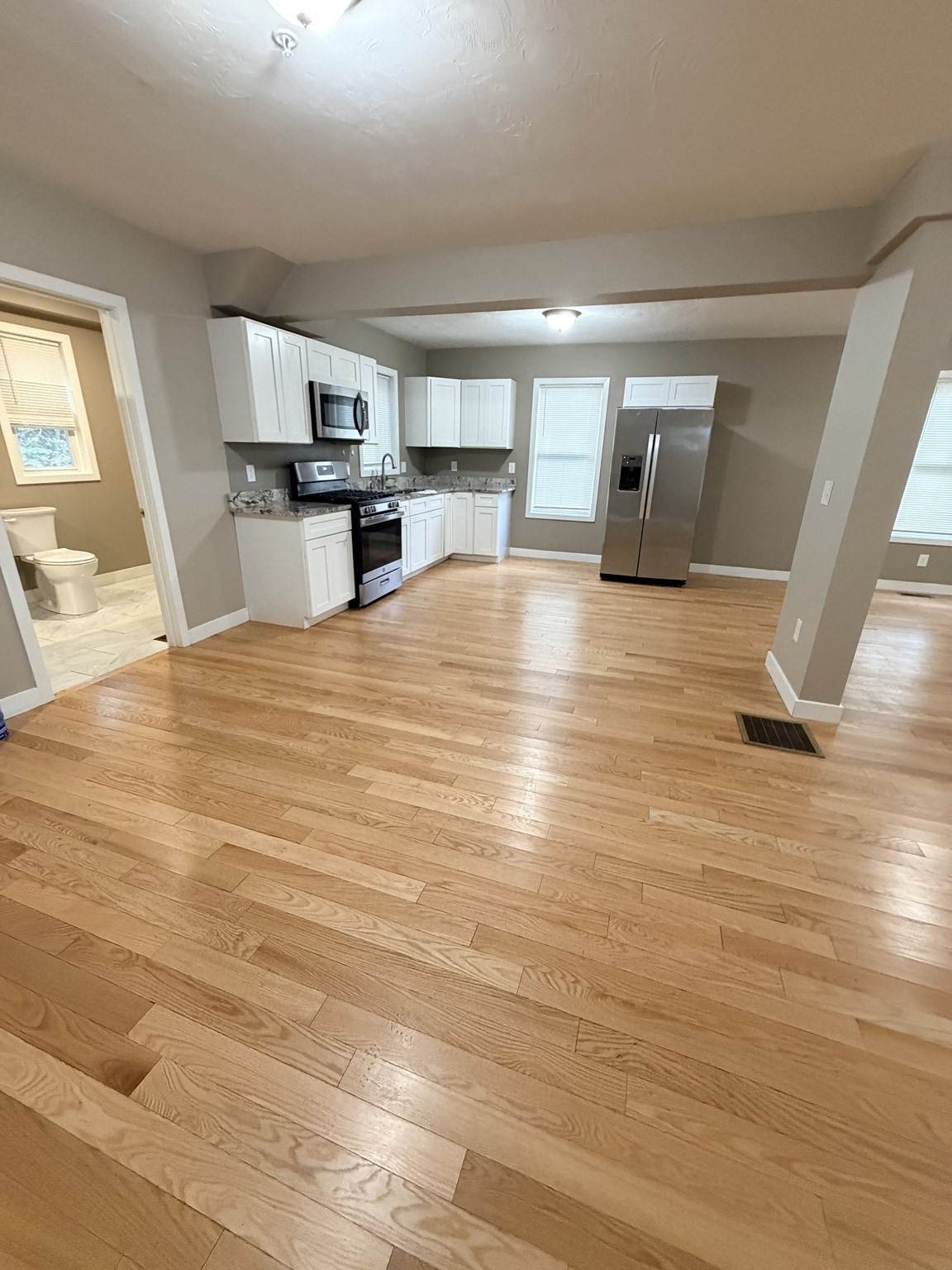 36 Standsh St - Photo 1