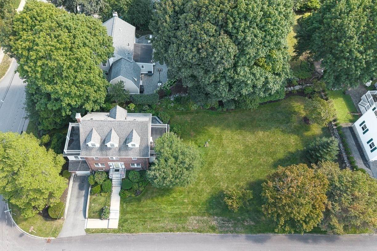 143 Arlington Street - Photo 1
