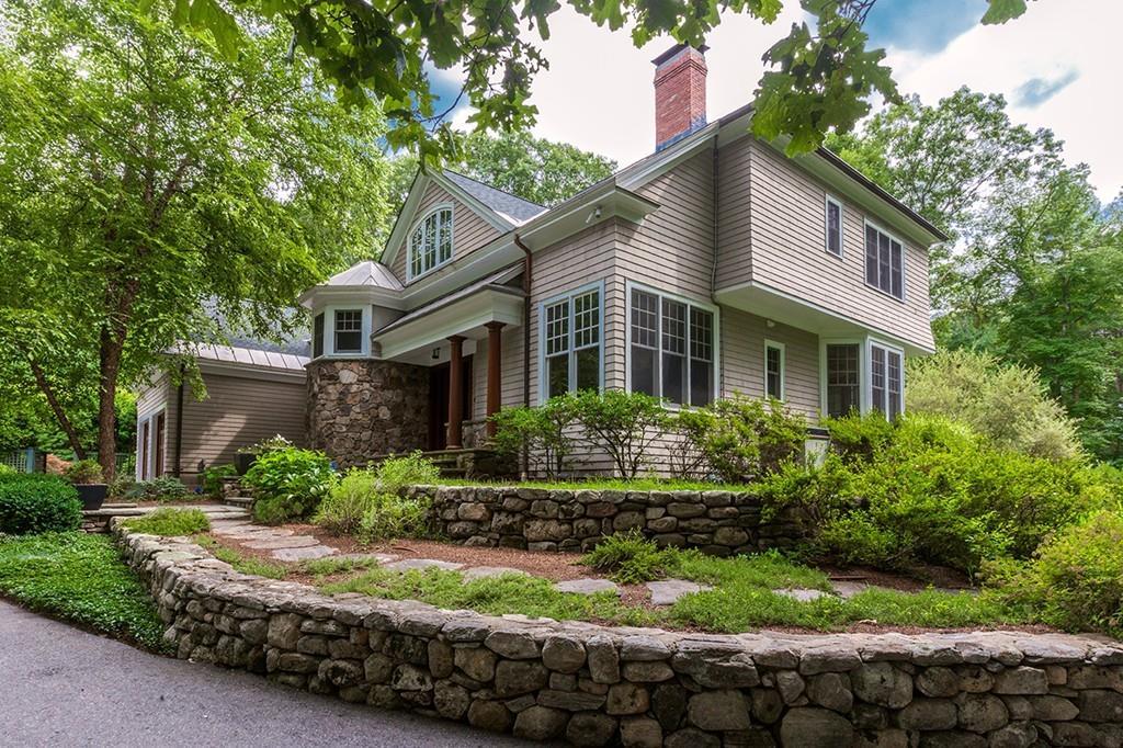 136 Weston Rd - Photo 1