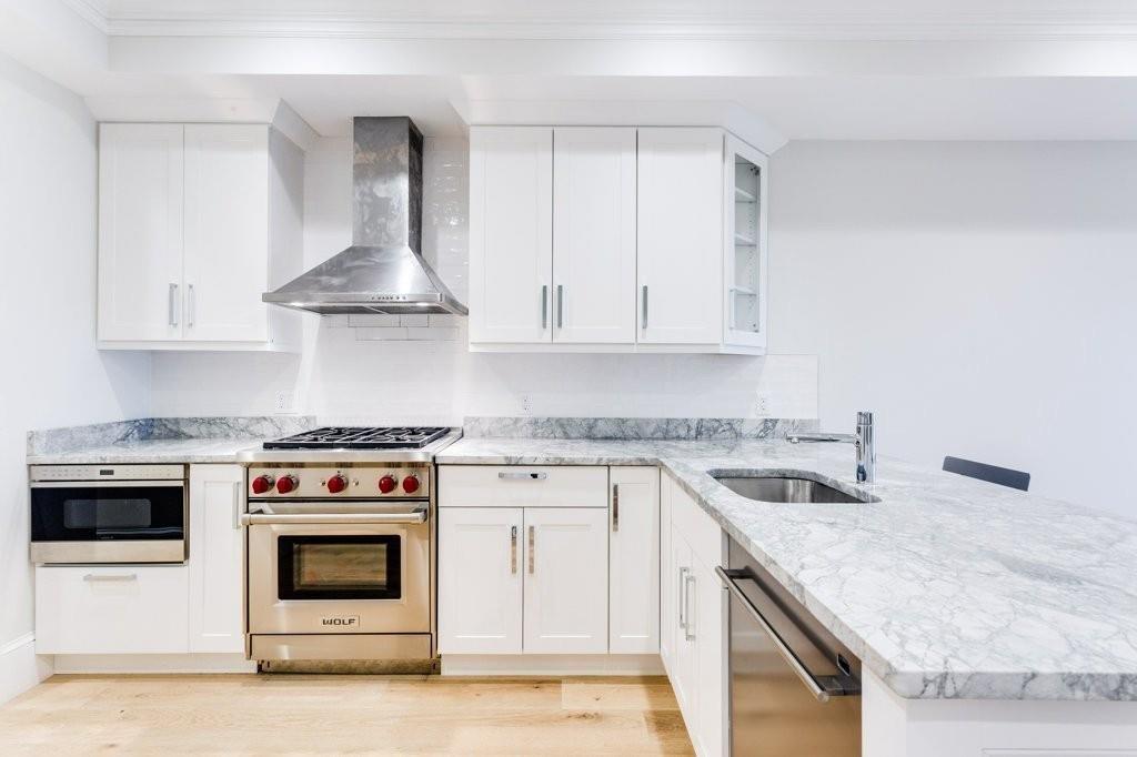 530 East Broadway - Photo 1