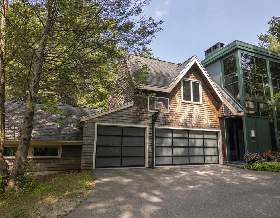 1420 Curve Street - Photo 1