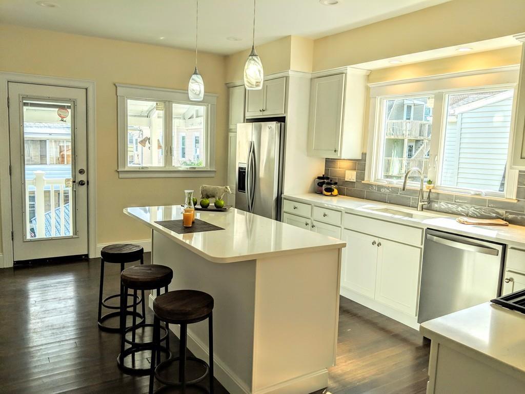 31 Bowen Avenue - Photo 1