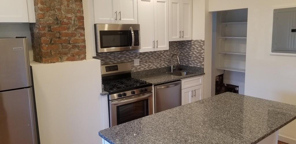 74 Barnes Avenue - Photo 1