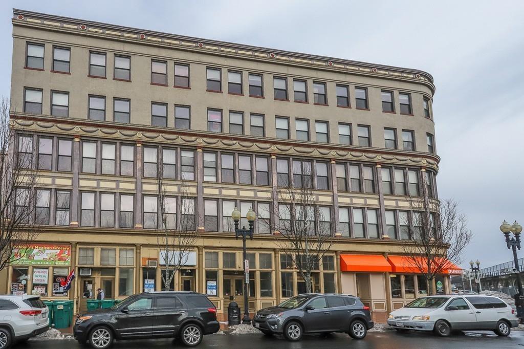 7 Central Sq - Photo 1