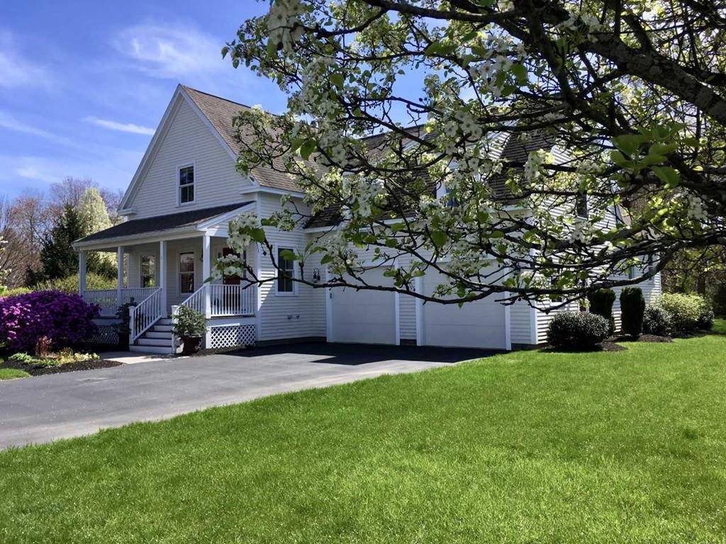 1 Colby Ln - Photo 1