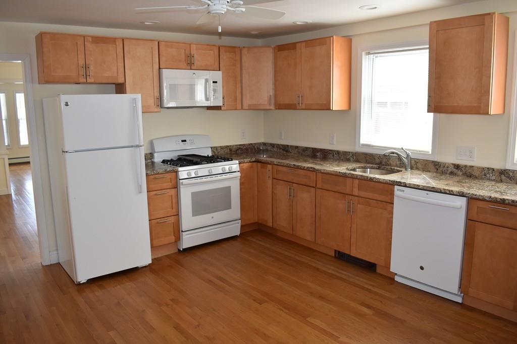 1040 Main Street - Photo 1