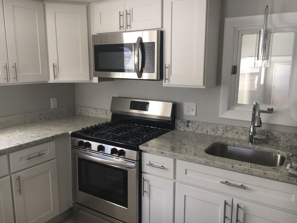 104 Clapp St - Photo 1