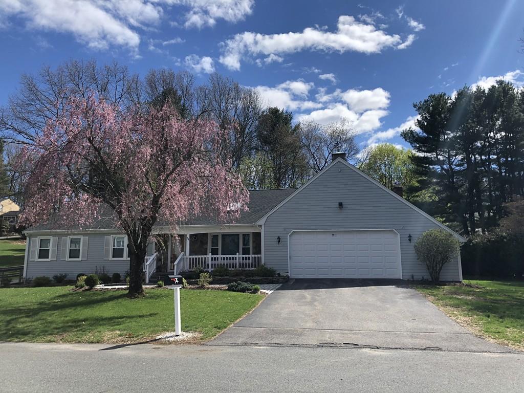 74 Overlook Drive West - Photo 1