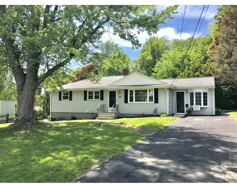 9 Dawson Circle - Photo 1