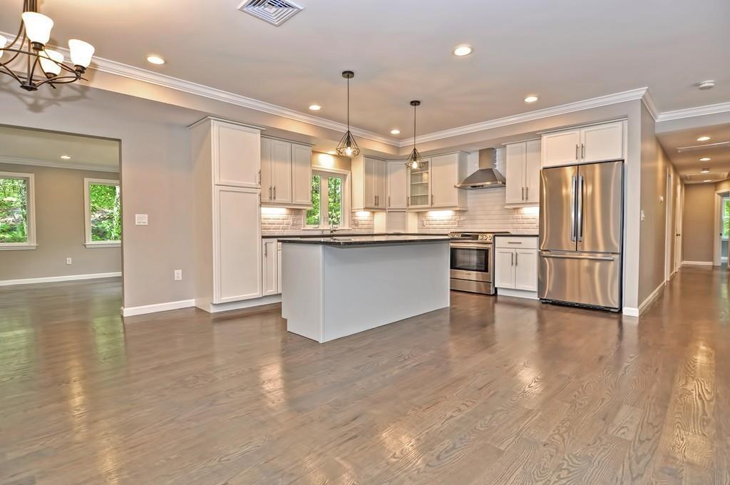 35 Chessman Dr - Photo 1