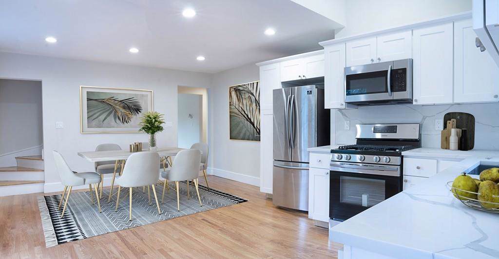 121 Washington - Photo 1