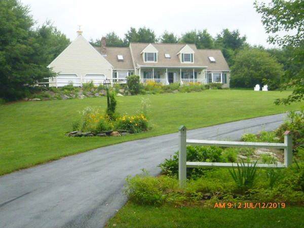 830 Pleasant St - Photo 1